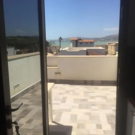 Apartment Casa Vacanza Mansarda Sanleonina