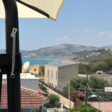 Casa Vacanza Mansarda Sanleonina Lägenhet Agrigento